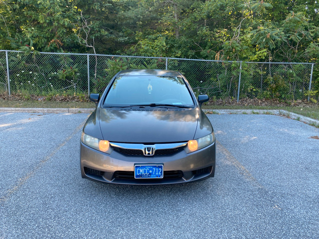 2010 Honda civic in Cars & Trucks in Barrie - Image 3