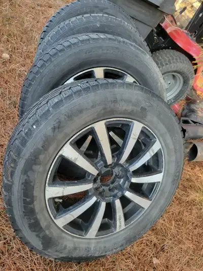 Ford Escape Touren rims with 2 Sailun Ice Blazer 215/65/17 tires (both 85% tread), 2 Aeolus Ice Chal...