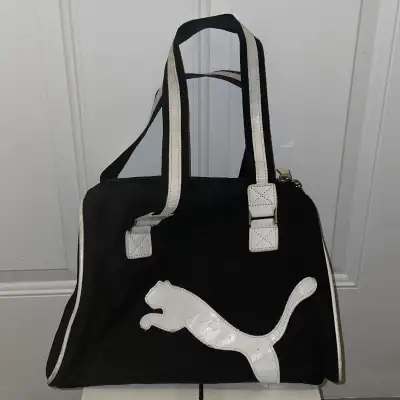THE PRICE IS NEGOTIABLE & I’M OPEN TO OFFERS - Pre-Owned/Used - As is/EUC - Some cracking on the lea...