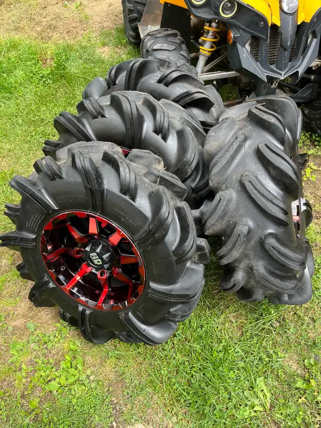 Highlifter Outlaw2 Tires and wheels in ATV Parts, Trailers & Accessories in Fredericton - Image 4