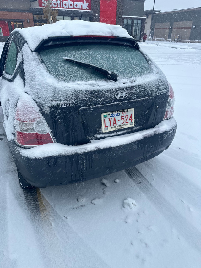 Hyundai Accent 2010..  in Cars & Trucks in Calgary - Image 2
