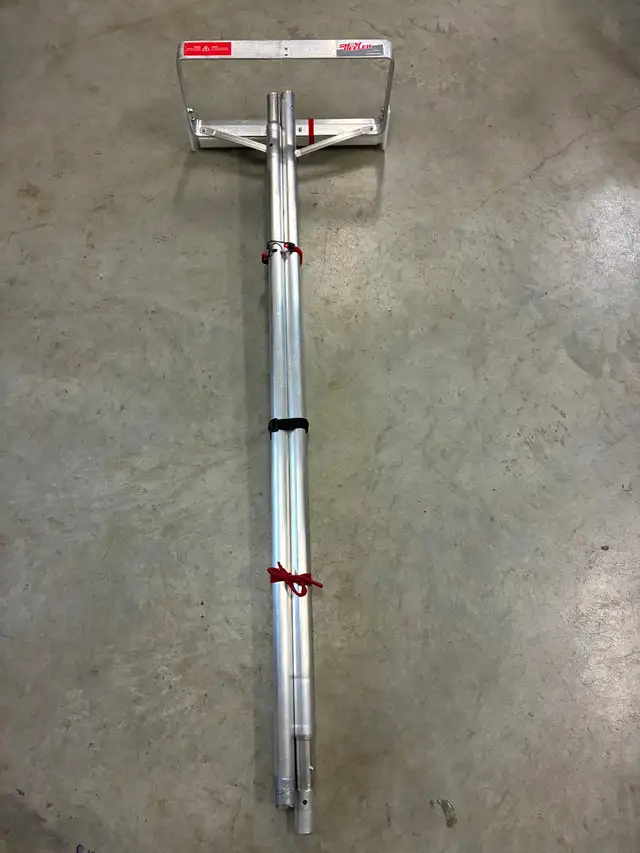 Pelle a toiture Snowpeeler in Outdoor Tools & Storage in Granby - Image 3