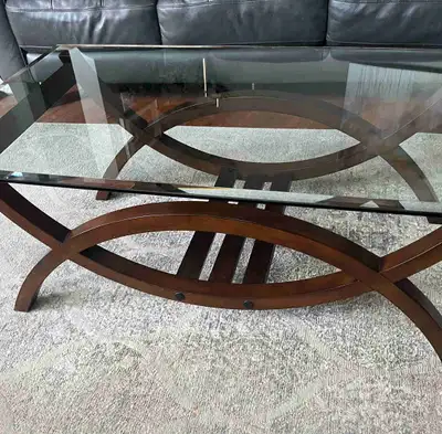 47” x 28” x 17” Originally purchased from The Brick. Excellent condition.