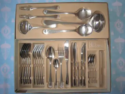 Zweilling 30 piece Flatware Set, View more