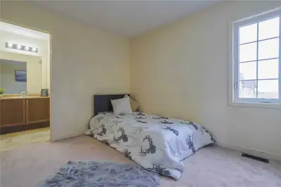 Room for Rent in home – Whitby, Close to UOIT and Durham College Please contact # 647-701-1545, Seek...