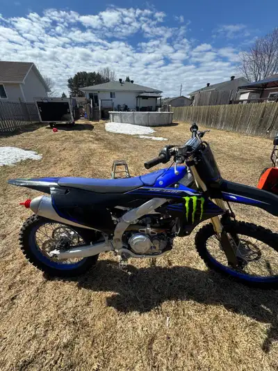 2023 YZ450F Monster Energy Edition with 21 hours. Oil changed and air filter cleaned every 3 hours....