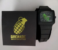 Grenade Flare watch Black/Green