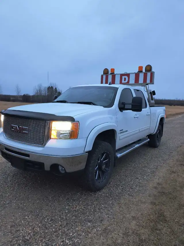 oversize piloting/delivery service in Other in Edmonton - Image 3