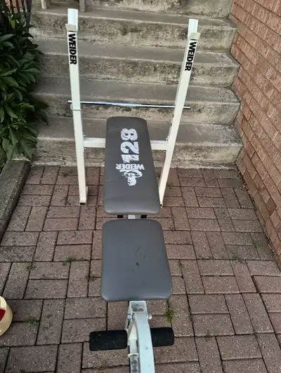 Weider 128 bench press, leg extension and hamstring curl 3 in 1, View more