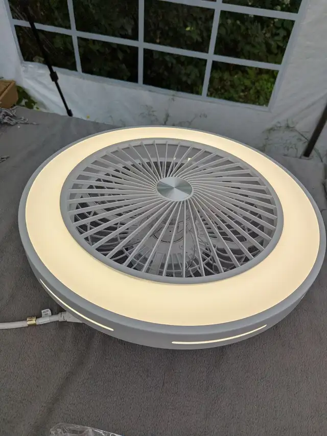 Modern Ceiling Fan with LED Light & Remote Control – Flush Mount in Indoor Lighting & Fans in Mississauga / Peel Region - Image 3