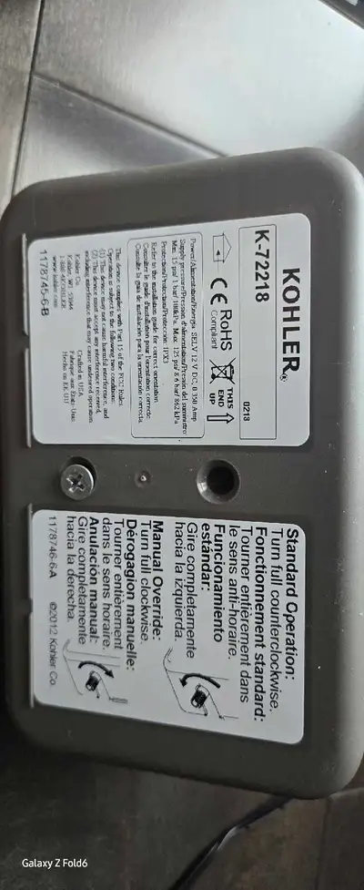 Kohler model #72218, premium quality (used) kitchen faucet. Its a touchless sensor model, elegant de...