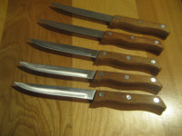 Couteaux National Cutlery Stainless Steel Japan. 10$ chacun.