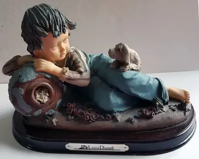 LOUIS DIONNE FIGURINE- GARCON AVEC CHIEN, View more