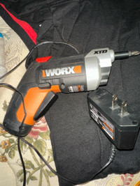 Worx power drill with attachment 