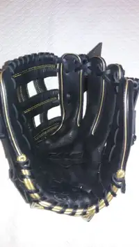 Rawlings Gamer Gold Series Slowpitch Glove ☆Brand NEW!☆