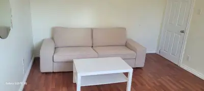 Bright, spacious Room for rent