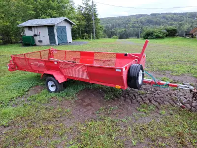 Utility / Boat Trailer - Heavy Duty - 2000lb capacity, 12' long and 4' wide, red color, 2 tailgates,...