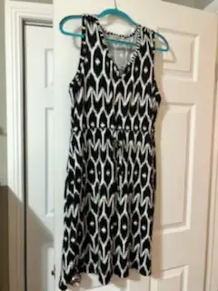 Black and white dress (NEW), View more