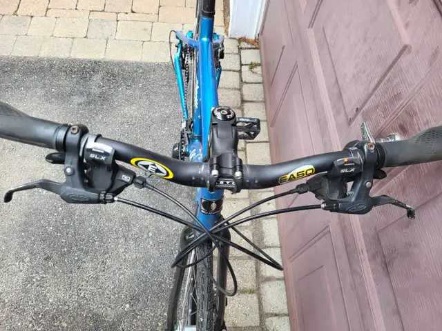 Eclipse Touring Sheriff SLX aluminum bike 27 speed in Road in Ottawa - Image 5