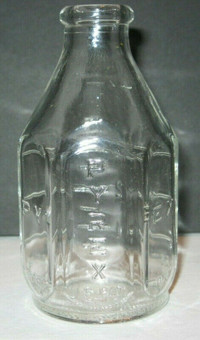 Vintage Pyrex Glass Baby Bottle 4 Oz 1940s USA