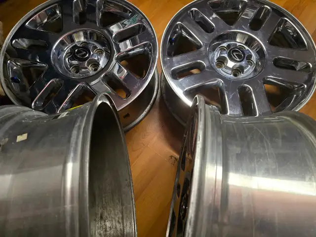 4 - mags chrome pour lexus nx 350 in Tires & Rims in Laval / North Shore - Image 2