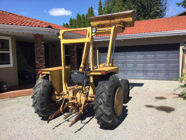 Massey Ferguson Workbull 203 Tractor in Farming Equipment in Penticton - Image 4