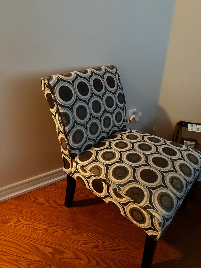 Accent Chair  in Chairs & Recliners in Mississauga / Peel Region