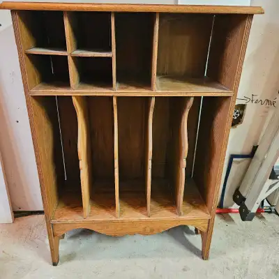 Armoire en bois, View more