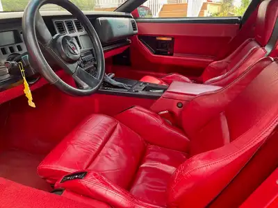 1988 corvette, 3 rd owner, automatic, all history documented in binder. Repair manuals. Solid and gl...