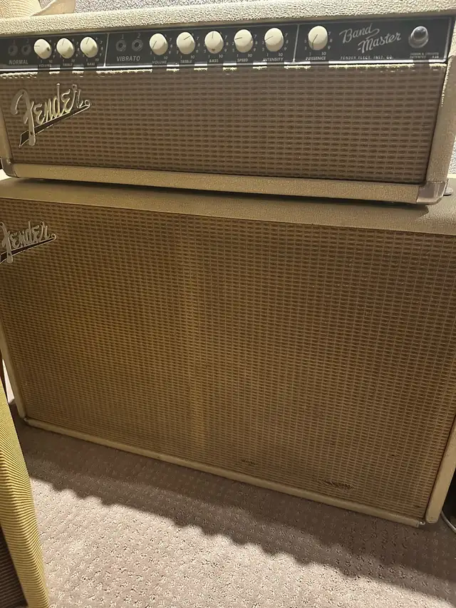 1963 Fender Bandmaster Head + Matching 2x12 Cabinet — Pre- in Amps & Pedals in Edmonton - Image 5