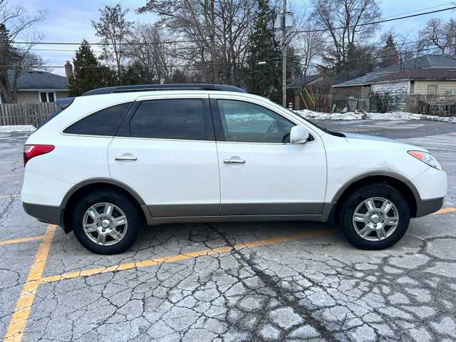 Selling Hyundai veracruz 2012 in Cars & Trucks in Markham / York Region - Image 3