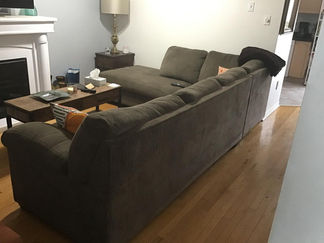 Couch For Sale in Couches & Futons in Mississauga / Peel Region - Image 3