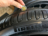 Like new Pirelli Michelin 275/35R19 high performance A/S tire se