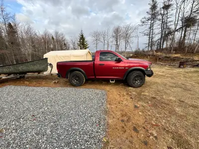 2012 ram 1500 regular cab short box 5.7L engine has had extensive work done to it engine replaced wi...