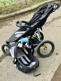Baby Jogger with car seat / poussette avec siège d'auto
