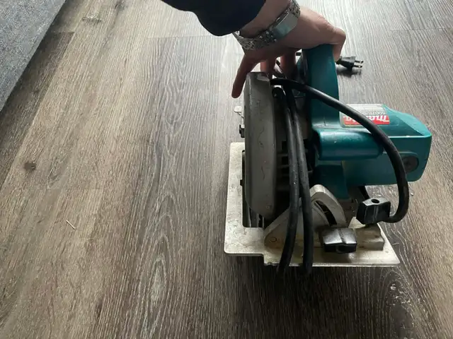 Makita Circular Saw in Power Tools in Oshawa / Durham Region - Image 4