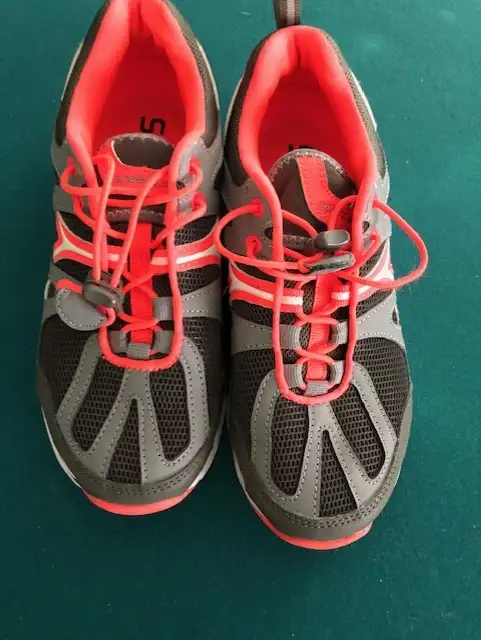 Speedo Water Running Shoes in Water Sports in Oshawa / Durham Region - Image 2