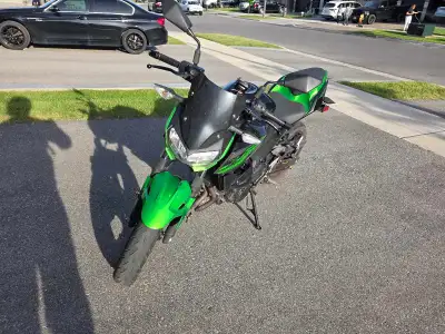 Selling my 2019 Kawasaki Z400. Good condition 15xxx kms