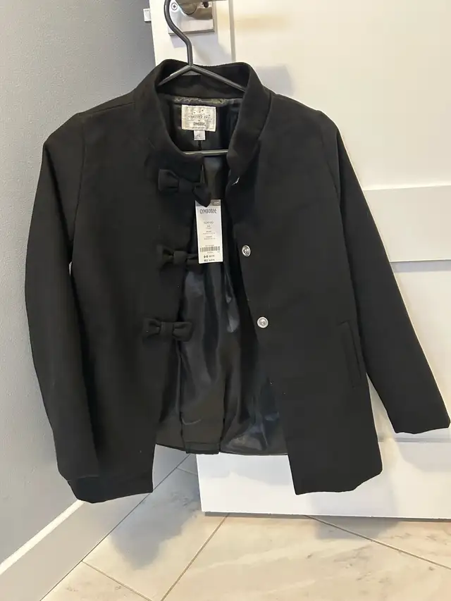 Gymboree Black Coat in Kids & Youth in Ottawa - Image 2