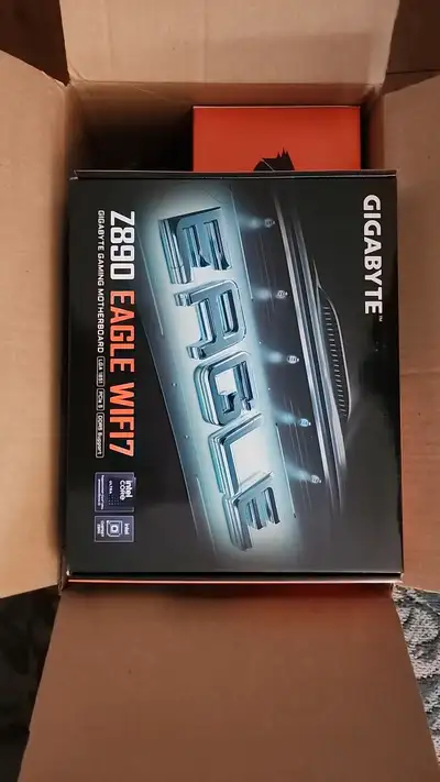 Z890 EAGLE - GIGABYTE INTEL MOTHERBOARD, View more