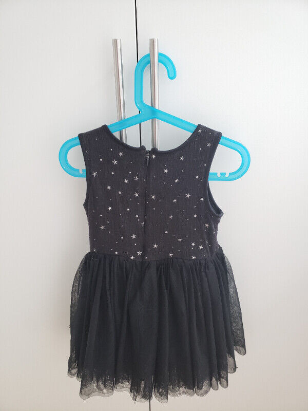 Pippa &amp; Julie Star Print Tutu Dress - Size 4T in Clothing - 4T in Calgary - Image 2