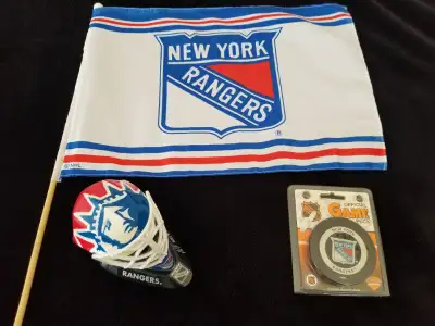 New York Rangers Fan Pack Includes: - Vintage Replica Hockey Helmet (Mike Richter) - Official NHL Ra...