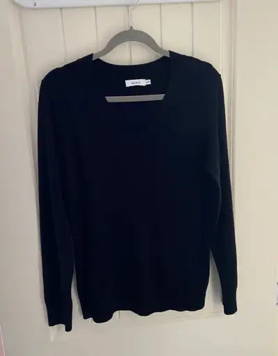 Ladies Ricki’s V-Neck Sweater - Black, View more