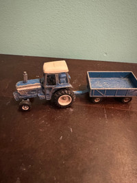  Antique toy tractor  1:64 scale 