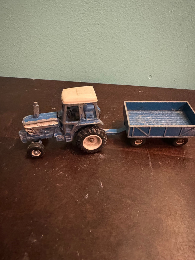  Antique toy tractor  1:64 scale  in Arts & Collectibles in Kingston