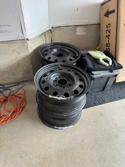 F150 winter rims and tires I also have brand new TPMs sensors. Fits 2010 to 2023. 6 bolt.