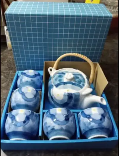 Brand new Japanese Tea Set, View more