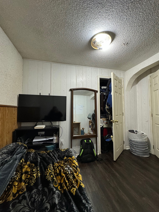Room for rent  in Room Rentals & Roommates in Oakville / Halton Region - Image 4