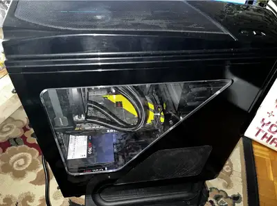 High-Performance Gaming PC - Intel i7-7700k, 16GB RAM, View more