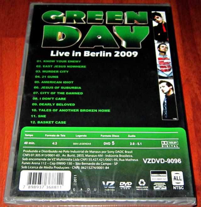 DVD :: Green Day – Live In Berlin 2009 (NEW Factory Sealed) in CDs, DVDs & Blu-ray in Hamilton - Image 2